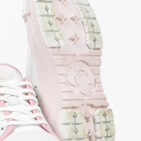 Louis Vuitton Canvas LV Squad Pink Sneakers - Picture 5 of 11